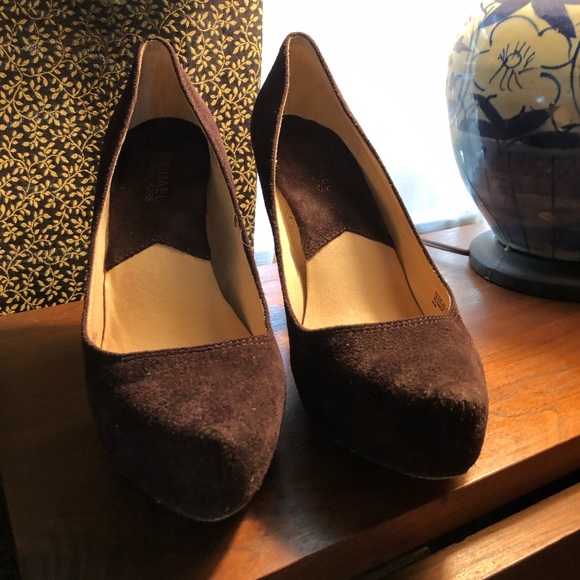 MICHAEL Michael Kors Shoes - Michael M Kors Brown Suede stacked heels